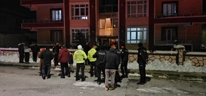 Erzincan'da eritmek istediği kurşunun patlaması sonucu 1 kişi yaralandı