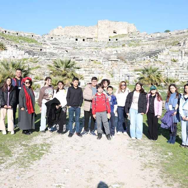 Didim Çocuk Meclisi'nden Miletos'ta matematik yolculuğu