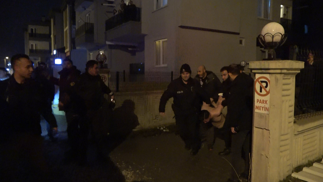 Komşuların gürültü tartışması: 7 gözaltı