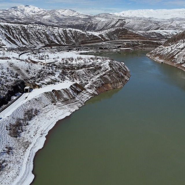 Bingöl'de kar sonrası güzel manzaralar ortaya çıktı