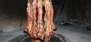 Siirt’in tescilli lezzeti büryan kebabı iftar sofrasının vazgeçilmezi oluyor