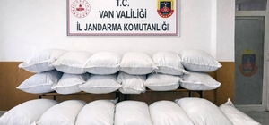 Van'da 3 milyon 150 bin TL değerinde kaçak gıda ele geçirildi