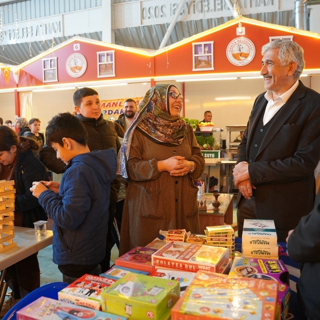 Kahta'da Ramazan Çarşısı etkinlikleri coşkuyla sürüyor