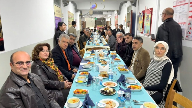 Kaymakam Keklik, Kuşadası'nda öğrencilerle iftarda buluştu