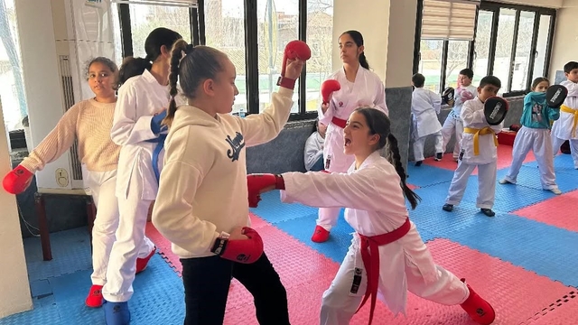 Germencik'te spor kursları çocuklara enerji katıyor