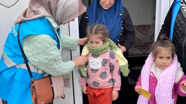 Sevgi ilmekleri Nurdağı'ndaki çocuklara ulaştı