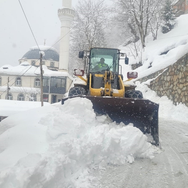 Trabzon'da kapalı mahalle yolu kalmadı
