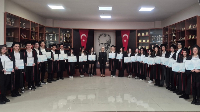 GKV Cemil Alevli Anadolu Lisesi öğrencilerinden küresel yolculuğa güçlü bir adım