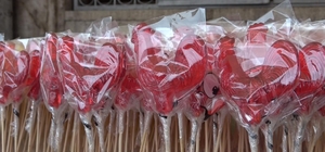 Sivas'ta Ramazanın habercisi horoz şekerler tezgahlara döndü