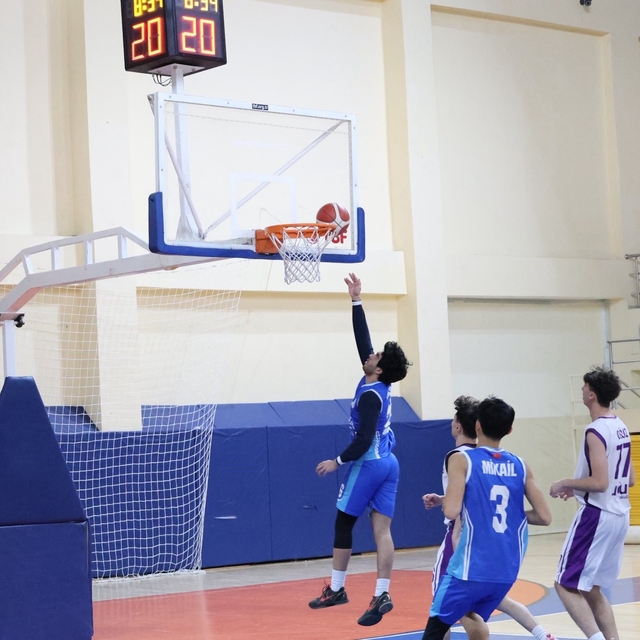 Bilecik'te okul sporları basketbol grup müsabakaları sürüyor