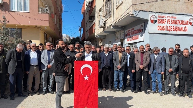 Ceylanpınar'da gümrük kapısı nöbeti
