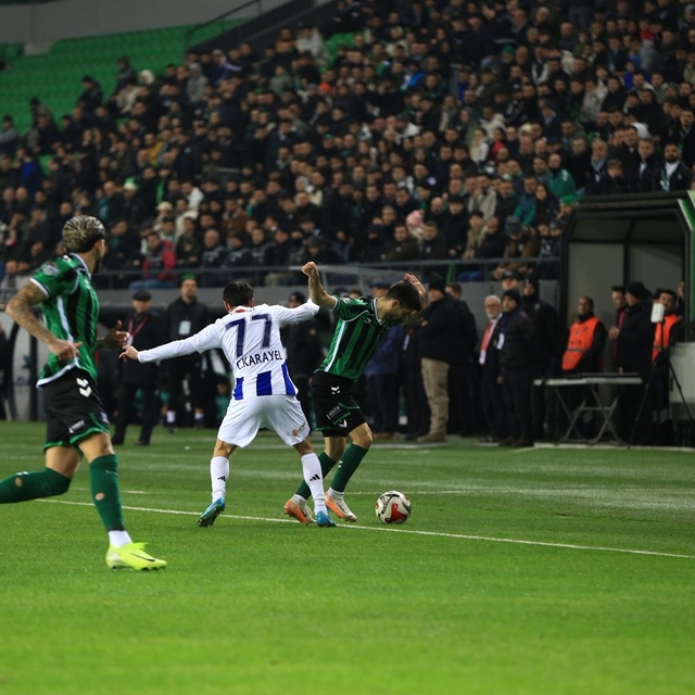 Sakaryaspor - SMS Grup Sarıyerspor: 0-0