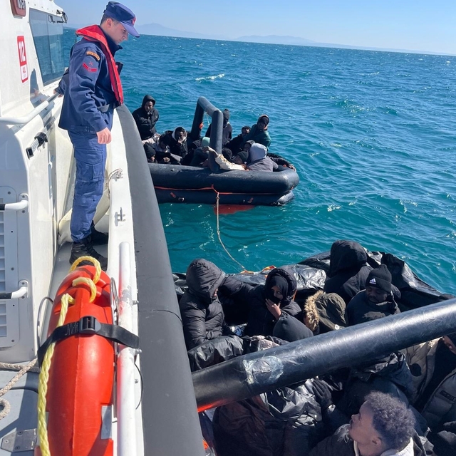 Aydın'da 31 düzensiz göçmen kurtarıldı