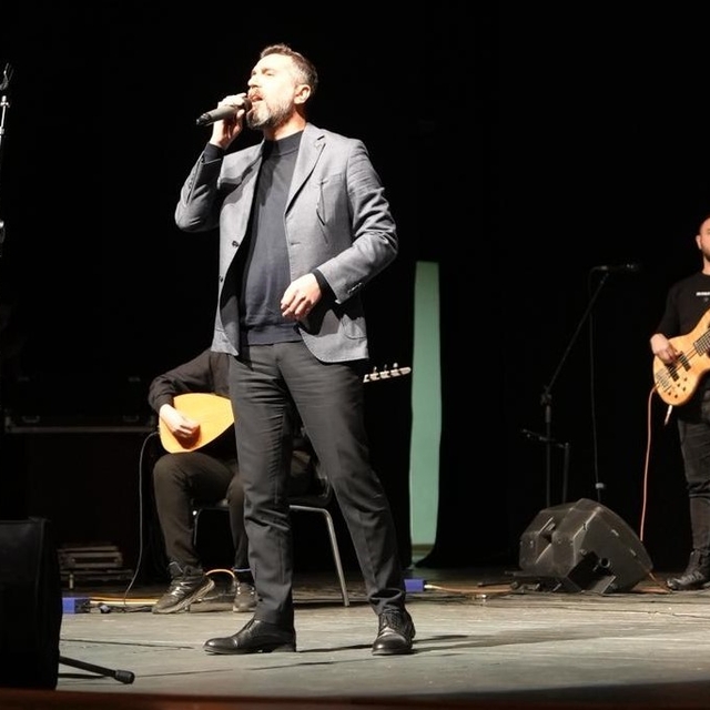 Düzce Belediyesi'nden Ramazan etkinliği
Umut Mürare sevenleri ile buluştu