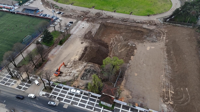 81 ilden gelen taşlarla yükselecek
Başkan Faruk Özlü;
"Düzce'miz kalıcı bir anıt eser kazanacak"