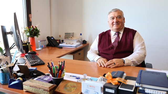 İEÜ'lü akademisyene Avrupa'dan 'üstün hizmet' ödülü