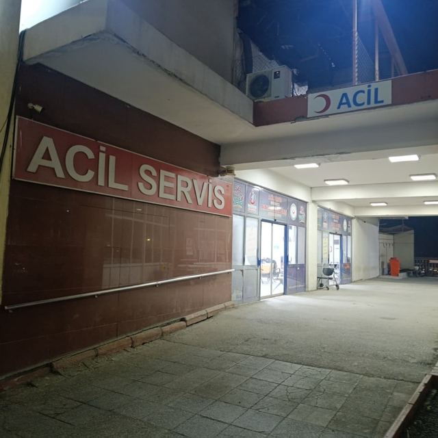 Husumetli olduğu kişileri silahla yaraladı: 3 yaralı