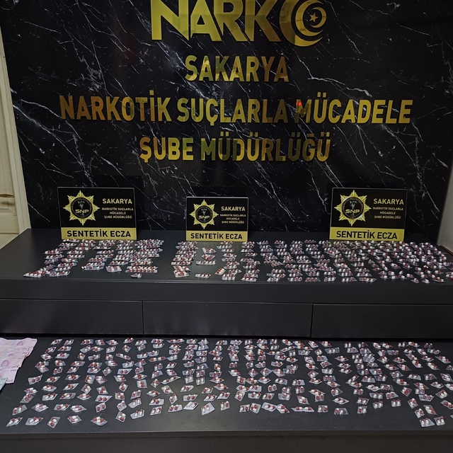 Sakarya'da uyuşturucu operasyonunda yakalanan 4 zanlı tutuklandı