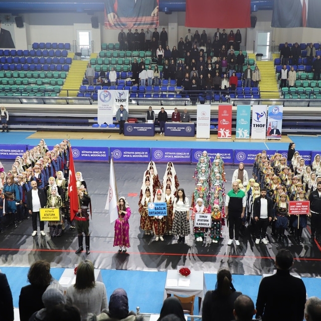 Kütahya'da 'Okullar Arası Halk Oyunları İl Birinciliği' tamamlandı