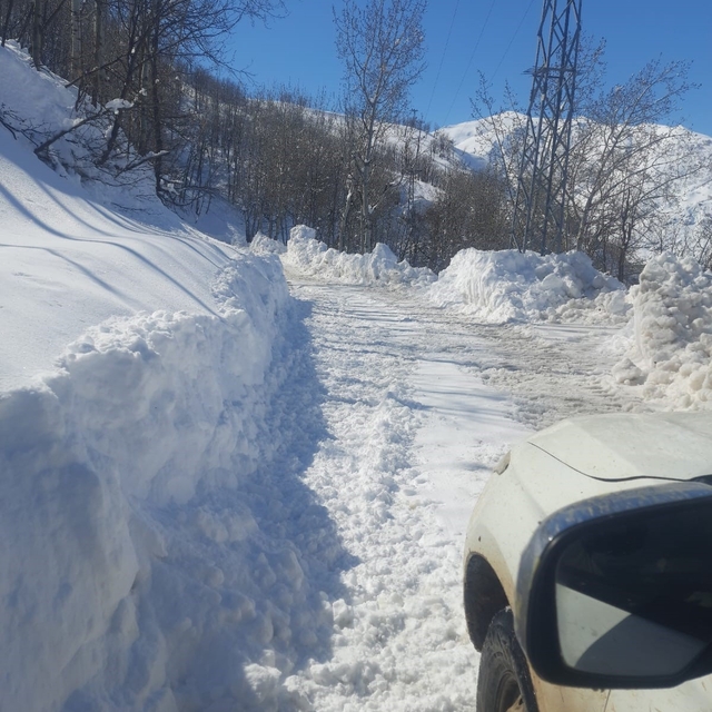 Bingöl'de kapalı köy yolları bir bir açılıyor