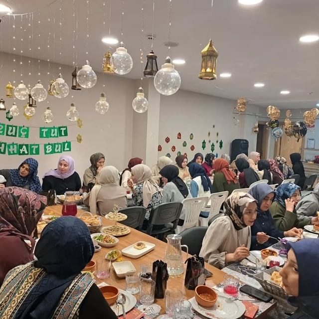 Bayburt'ta üniversite öğrencilerine yönelik iftar ve sahur programları düze...