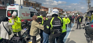 Trafikte tekme tokat kavga eden 2 sürücü yaralandı