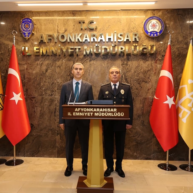 Vali, kentin asayiş durumuyla ilgili brifing aldı