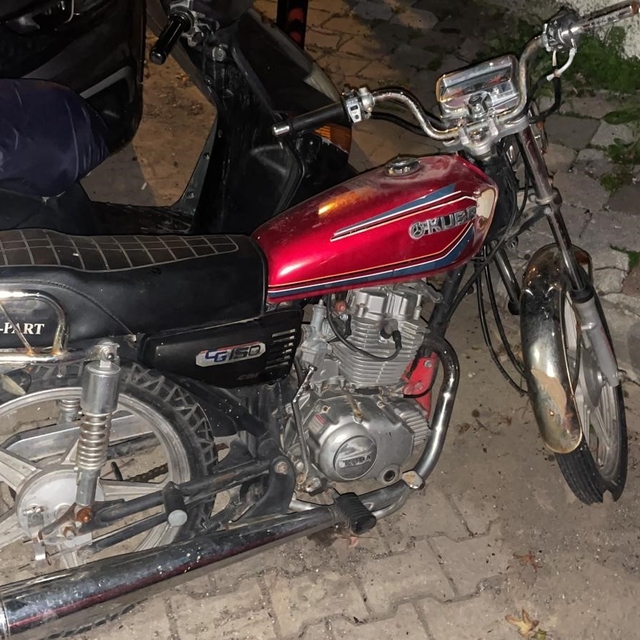 Marmaris'te motosiklet hırsızları polisten kaçamadı