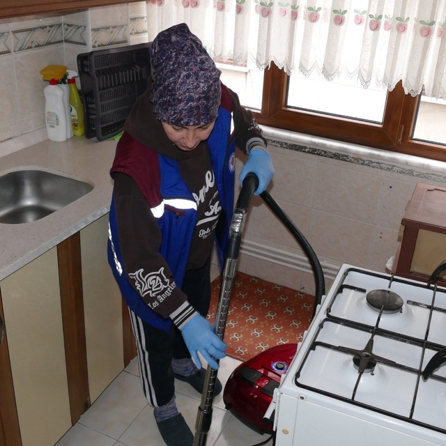 Evde temizlik hizmetlerinden binlerce kişi yararlandı
