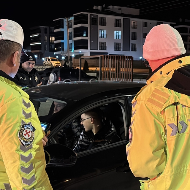 Bolu'da trafik ekipleri bin 279 uygulama gerçekleştirdi