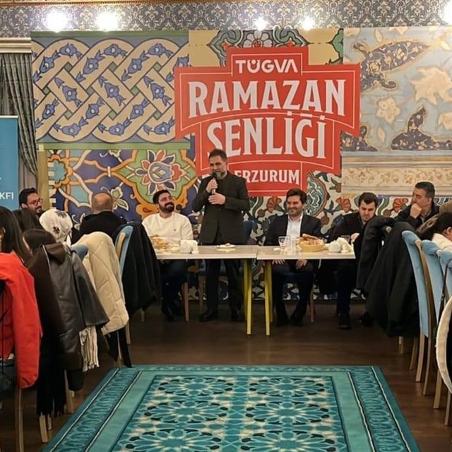 Başkan Uçar, TÜGVA iftarında gençlerle buluştu