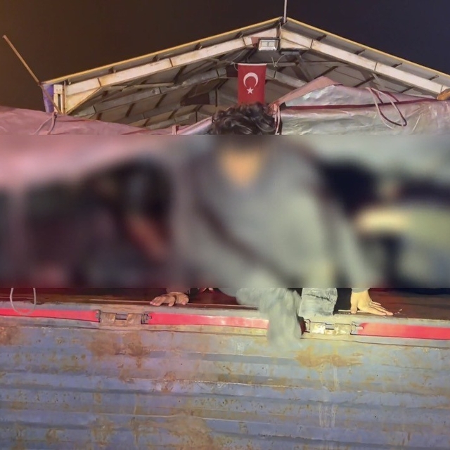 Ağrı'da 165 düzensiz göçmen yakalandı