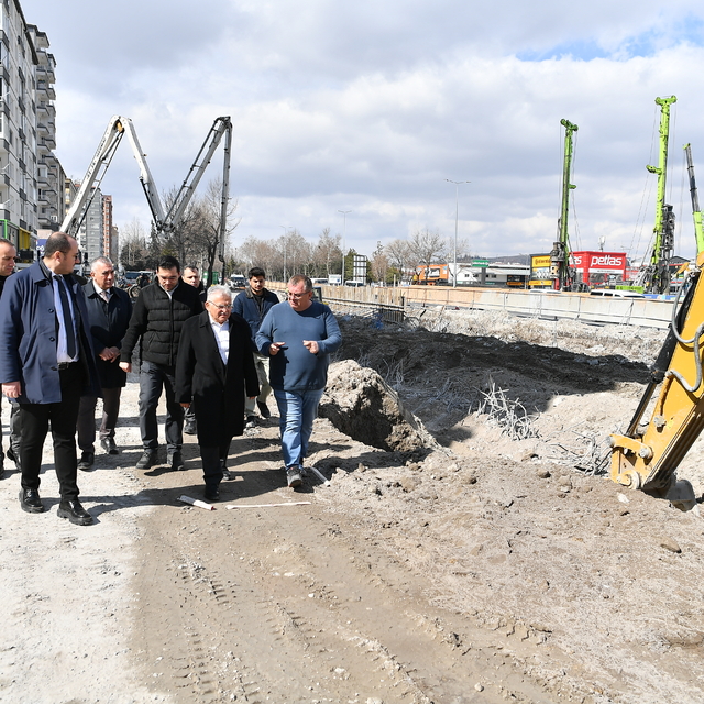 Başkan Büyükkılıç, DSİ-Yeni Sanayi Katlı Kavşak Projesi'ni inceledi