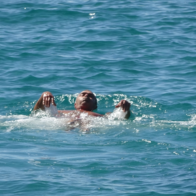 Alanya'da mart güneşi: Hava sıcaklığı 18'e çıktı, sahiller harekenlendi
Sah...