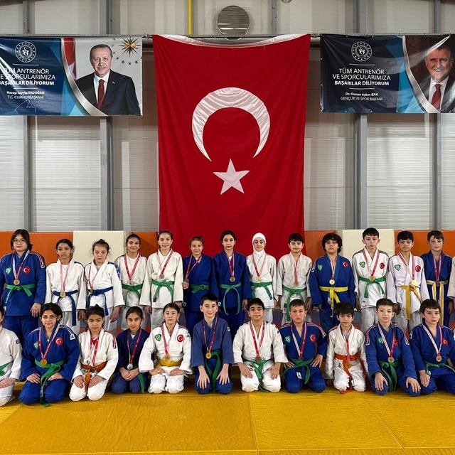 Küçükler judo il seçmeleri tamamlandı
Zonguldak'ta Düzce'yi temsil edecek