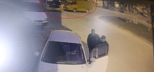 Minibüs, özel halk otobüsüne yandan çarptı: 3 yaralı