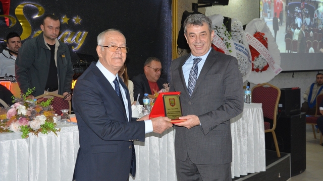 Başkan Künkcü: "Hüsnü başkanımıza sıkılan kurşun, birlik ve beraberliğimize sıkılmıştır"