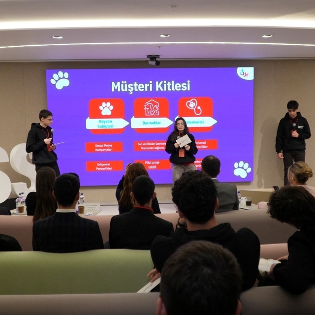 Diyarbakırlı öğrencilerden yapay zekada Türkiye çapında başarı