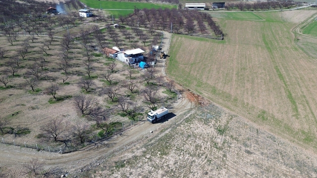 Battalgazi'de kırsal mahallelerde yol çalışmaları sürüyor