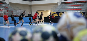 A Milli Kadın Hentbol Takımı, Çekya maçı hazırlıklarını Kastamonu'da sürdürdü