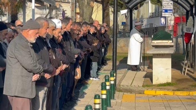 Bursa'da 7 yaşındaki Gökçe son yolculuğuna uğurlandı