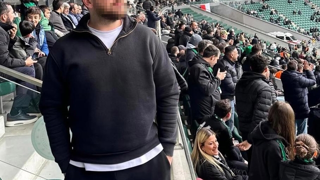Kocaelispor tribünündeki kaçak Beşiktaşlı için suç duyurusu
Kocaelispor: "Provokatif paylaşımlar yaptığı görüldü. Suç duyurusunda bulunuldu"