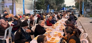 Aydınlı vatandaşlar Büyükşehir'in iftar sofrasında buluştu