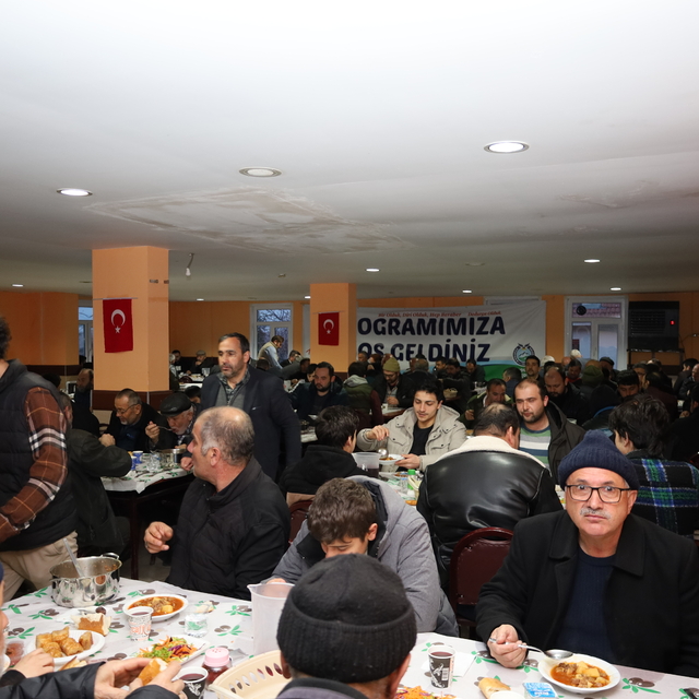 Dodurga'da vatandaşlar iftar programına ilgi gösterdi
