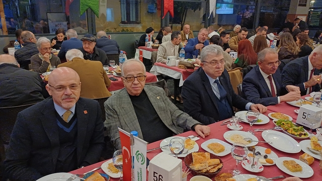 Çarşambalılardan birlik ve beraberlik mesajı
Çarşambalılar Derneği geleneksel iftar programı