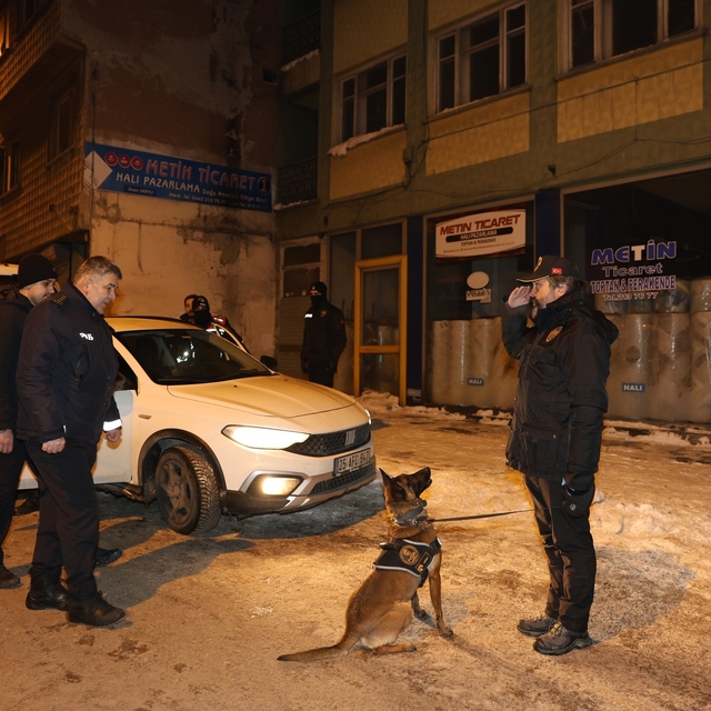 Polisten "Narko Alan" operasyonu