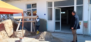 Germencik'te düğün salonları ve okul önünde bakım çalışması sürüyor