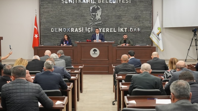 Şehitkamil Belediyesi Mart Ayı meclis toplantısı yapıldı
Yılmaz: "Gönlümüz, dost ve kardeş İran'ın yanında"