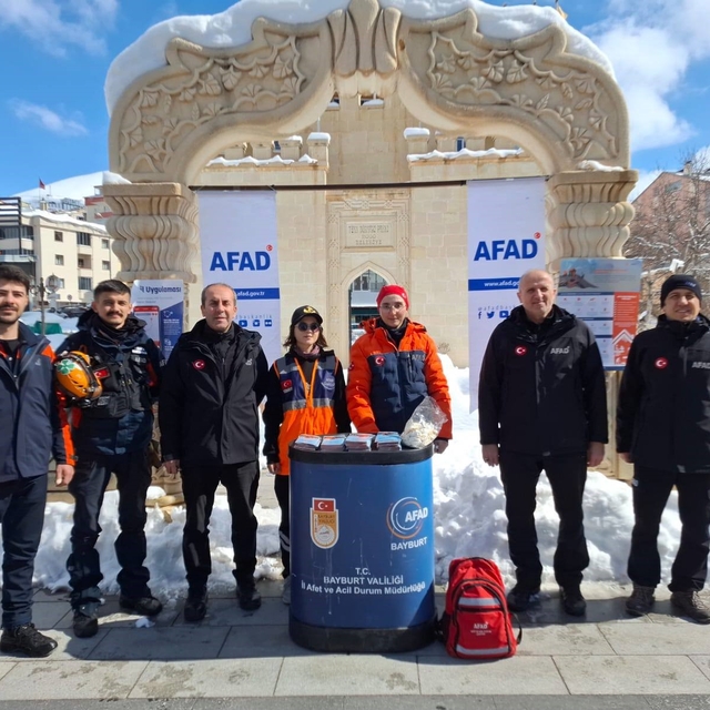 Bayburt'ta 'Deprem Haftası' etkinlikleri başladı