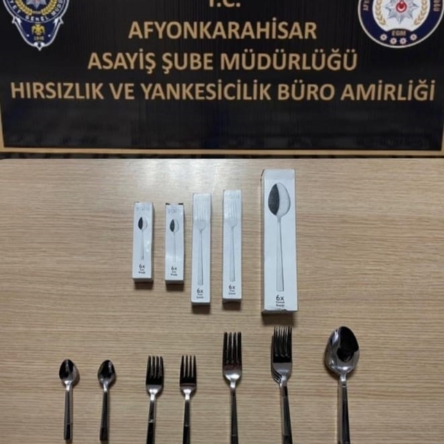 Çatal kaşık dahi çalan hırsızları polis yakaladı